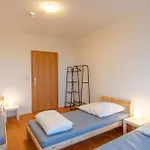 1-5 Wohnungen, Einzelbetten Apartment