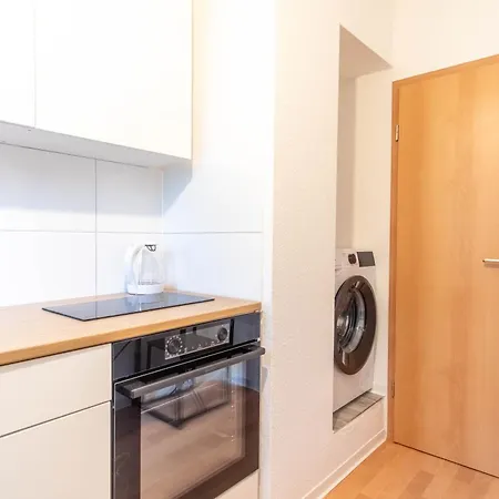 3 Zimmer, Balkon, Einzelbetten, Kueche * ماغديبورغ