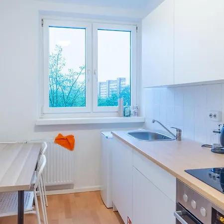 3 Zimmer, Balkon, Einzelbetten, Kueche شقة ماغديبورغ