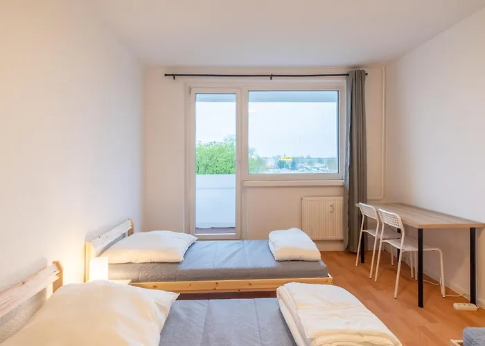 1-5 Wohnungen, Einzelbetten Magdeburg